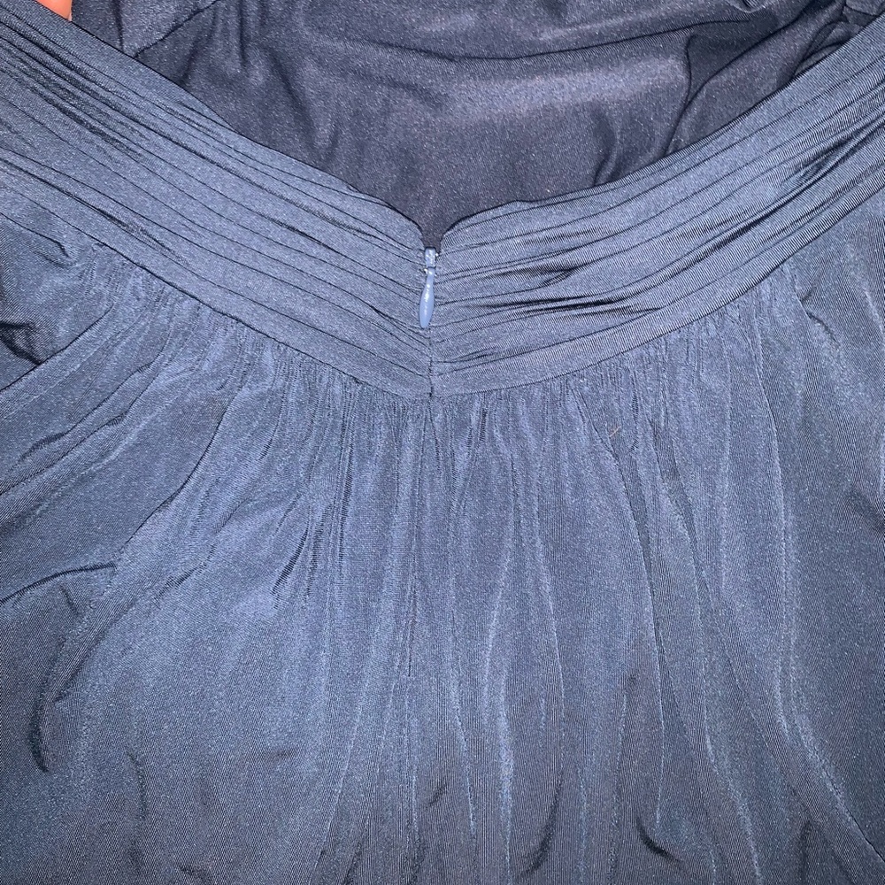 Gorgeous navy BCBG cocktail dress w/ side cutouts - Picture 7 of 8